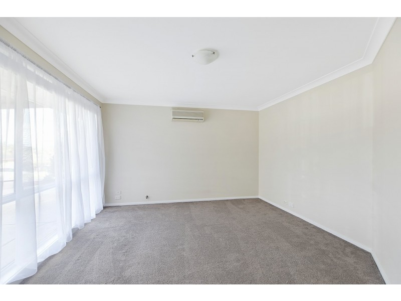 3 Lancaster Parade, Bateau Bay NSW 2261