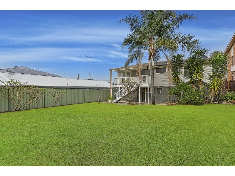 5 Warrina Street, Wamberal NSW 2260