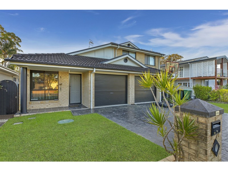 15a Emerald Place, Berkeley Vale NSW 2261