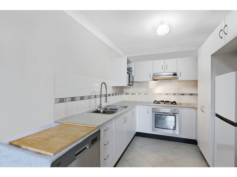 15a Emerald Place, Berkeley Vale NSW 2261