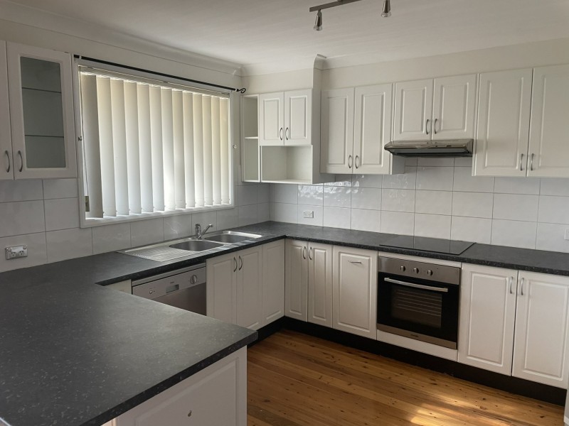 21 Ruskin Row, Killarney Vale NSW 2261