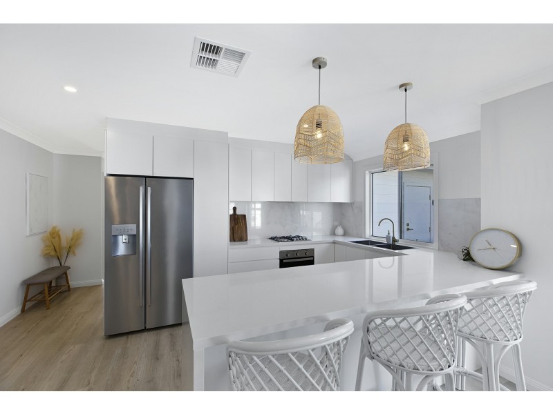 48a Ferndale Street, Killarney Vale NSW 2261