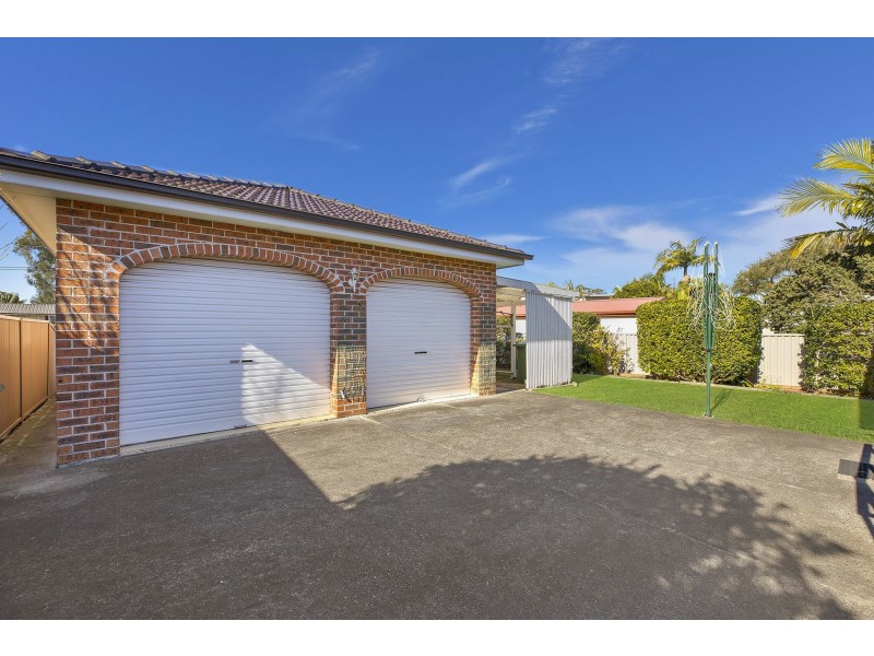 4 Naelcm Avenue, Killarney Vale NSW 2261