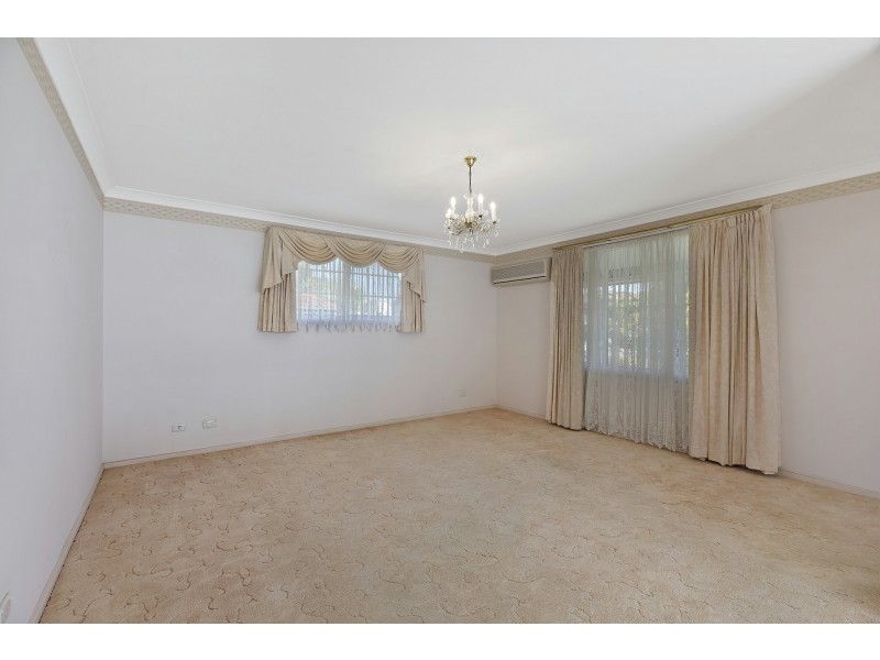 4 Naelcm Avenue, Killarney Vale NSW 2261