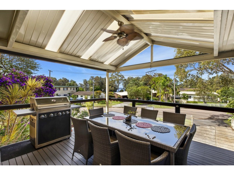 140 Lakedge Ave, Berkeley Vale NSW 2261