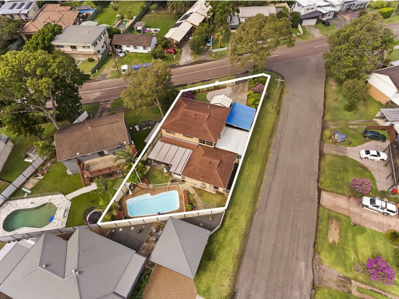 140 Lakedge Ave, Berkeley Vale NSW 2261