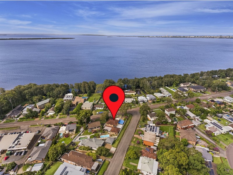 140 Lakedge Ave, Berkeley Vale NSW 2261