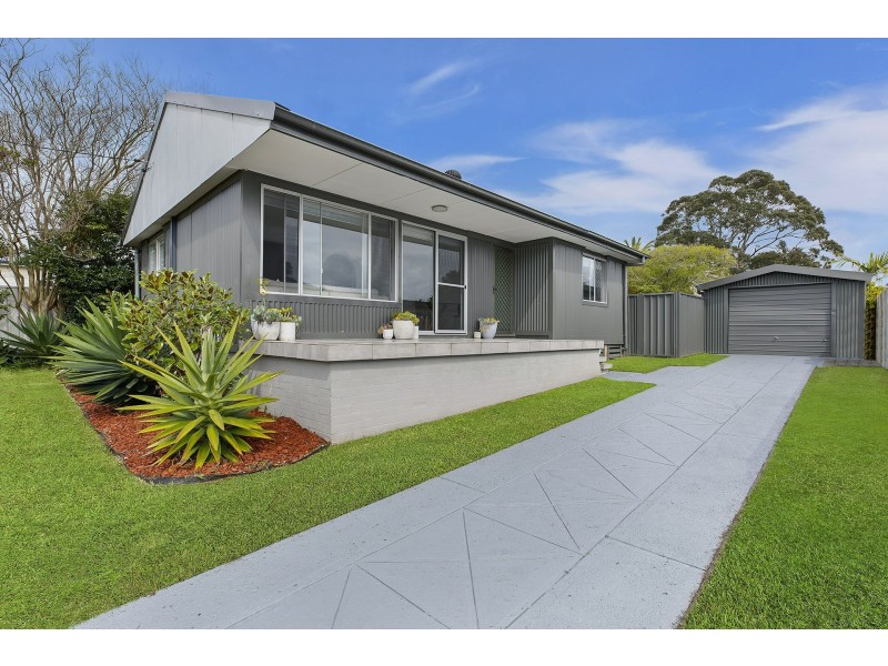 49 Brooke Avenue, Killarney Vale NSW 2261