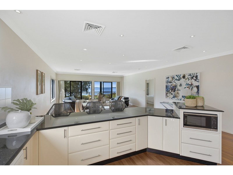 13 Lucinda Avenue, Killarney Vale NSW 2261