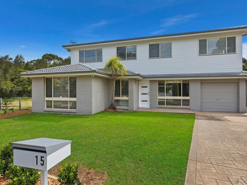 15 Vaughan Close, Killarney Vale NSW 2261