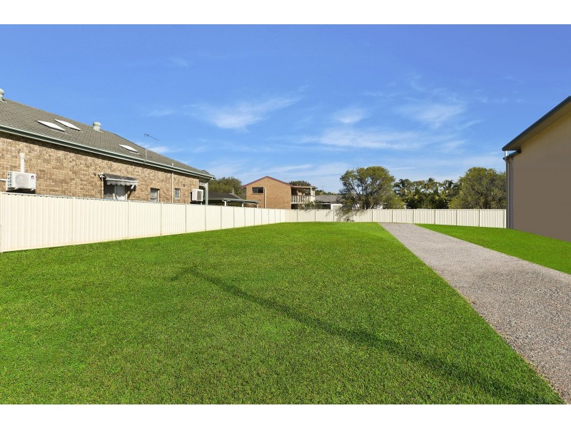 10 Lucinda Avenue, Killarney Vale NSW 2261