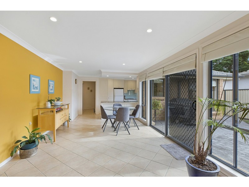 6 Brooke Avenue, Killarney Vale NSW 2261