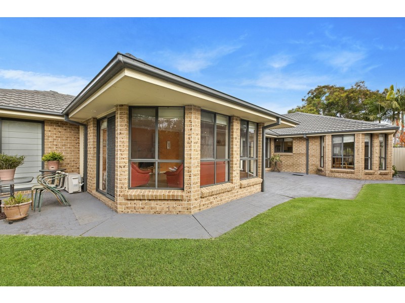 6 Brooke Avenue, Killarney Vale NSW 2261
