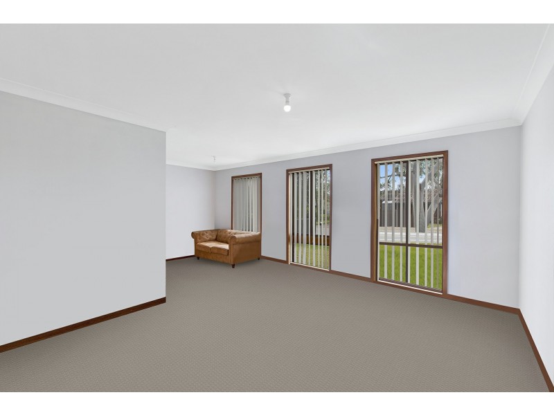 4 Cranbrook Cresent, Killarney Vale NSW 2261