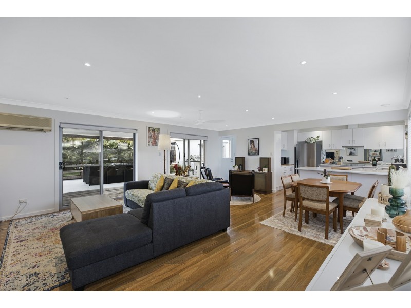19 Main Street, Killarney Vale NSW 2261