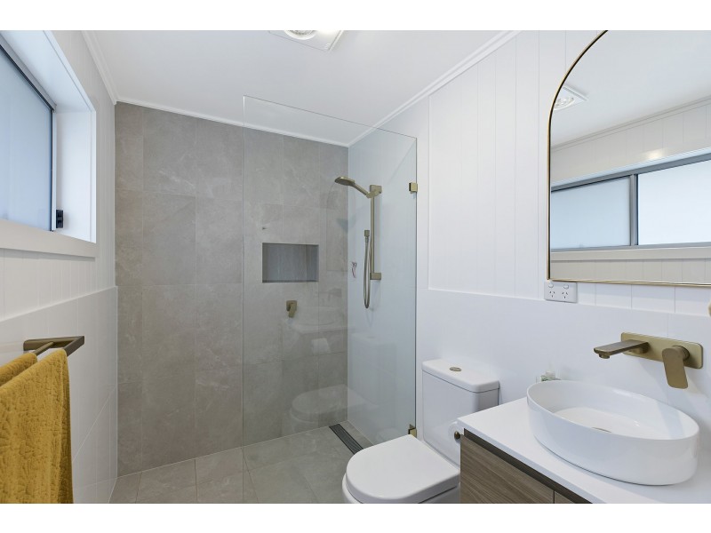 19 Main Street, Killarney Vale NSW 2261