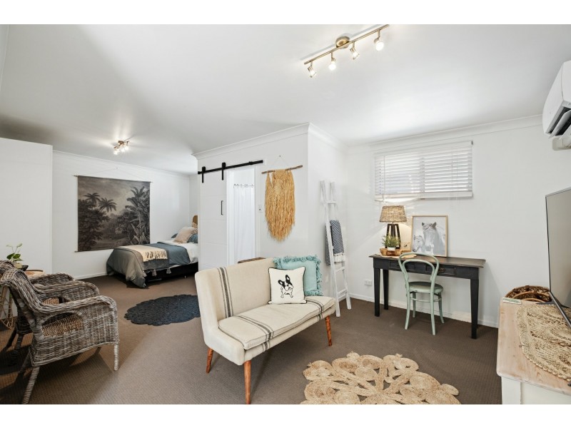 17 George Hely Crescent,, Killarney Vale NSW 2261