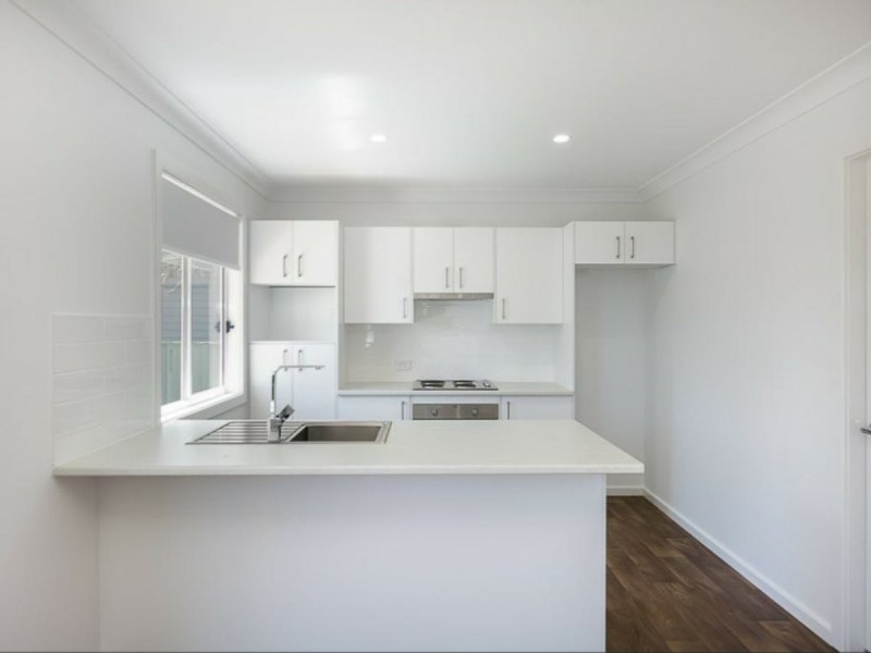 100a Kathleen White Crescent, Killarney Vale NSW 2261