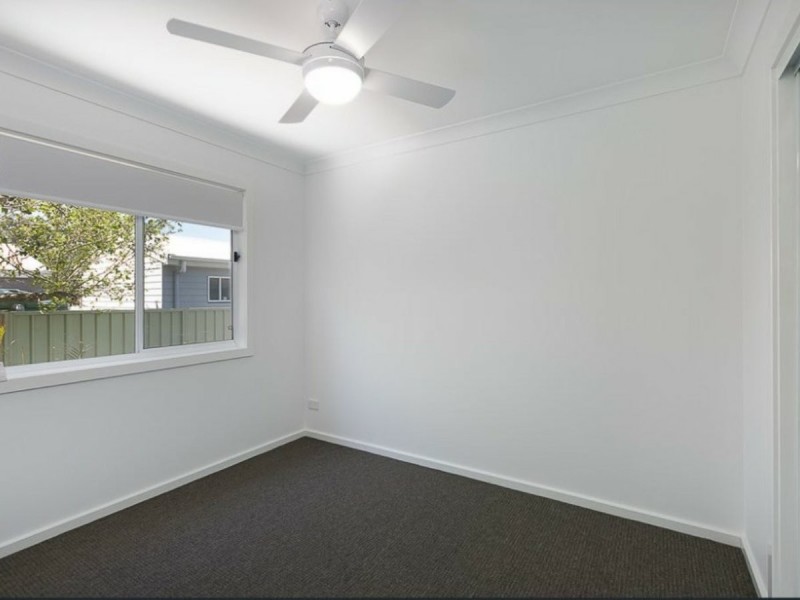 100a Kathleen White Crescent, Killarney Vale NSW 2261