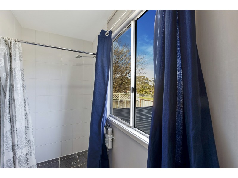 28a WANDEWOI AVE, San Remo NSW 2262