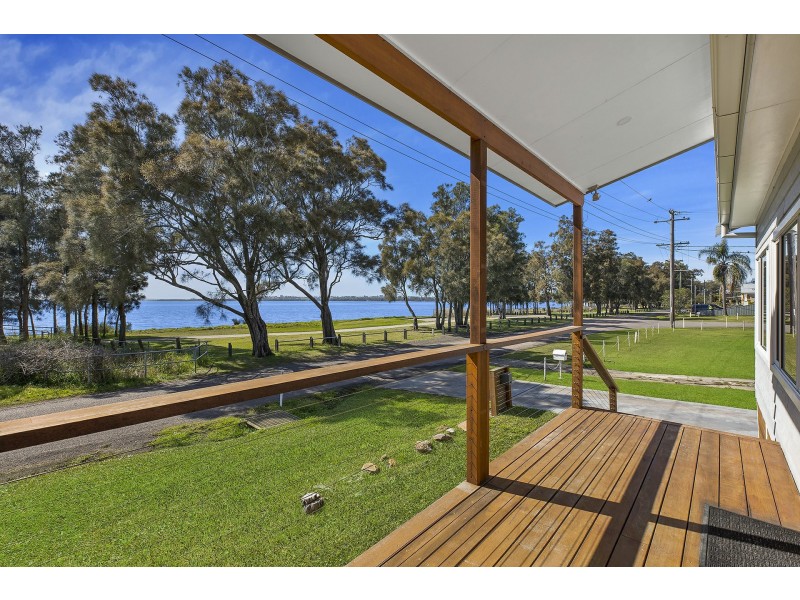 60 Lucinda Avenue, Killarney Vale NSW 2261