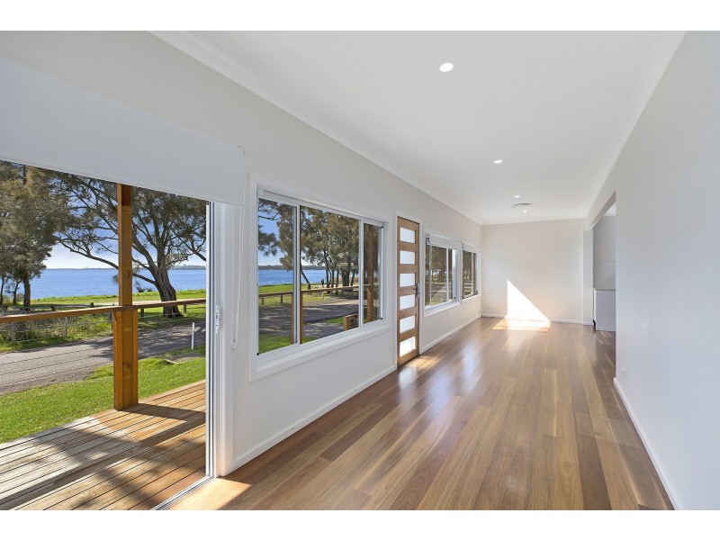 60 Lucinda Avenue, Killarney Vale NSW 2261