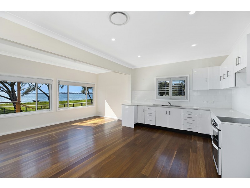 60 Lucinda Avenue, Killarney Vale NSW 2261