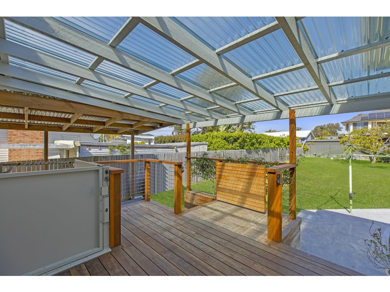 60 Lucinda Avenue, Killarney Vale NSW 2261