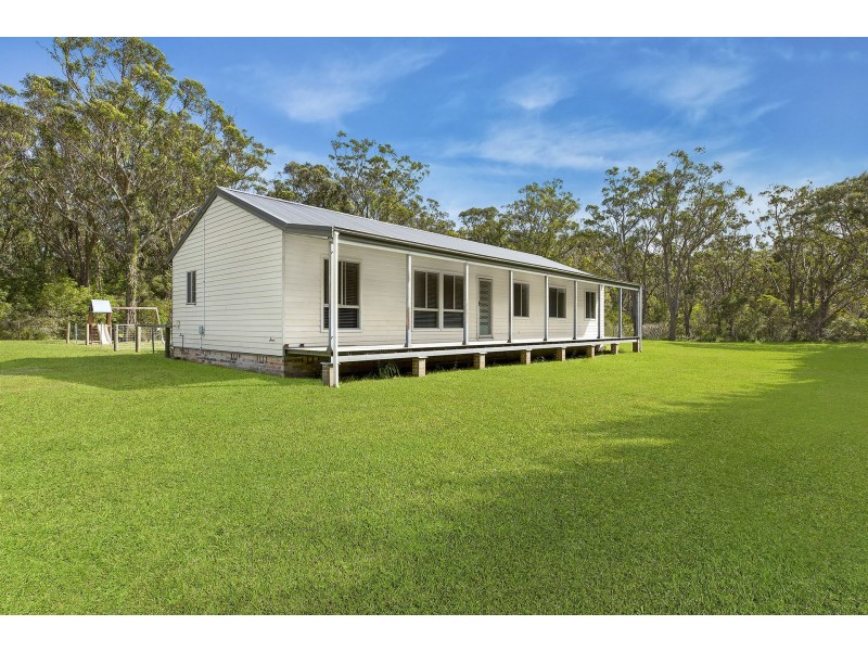 6a Hayley Close, Tumbi Umbi NSW 2261