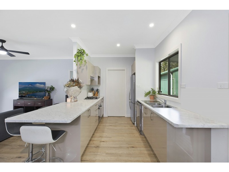 6a Hayley Close, Tumbi Umbi NSW 2261