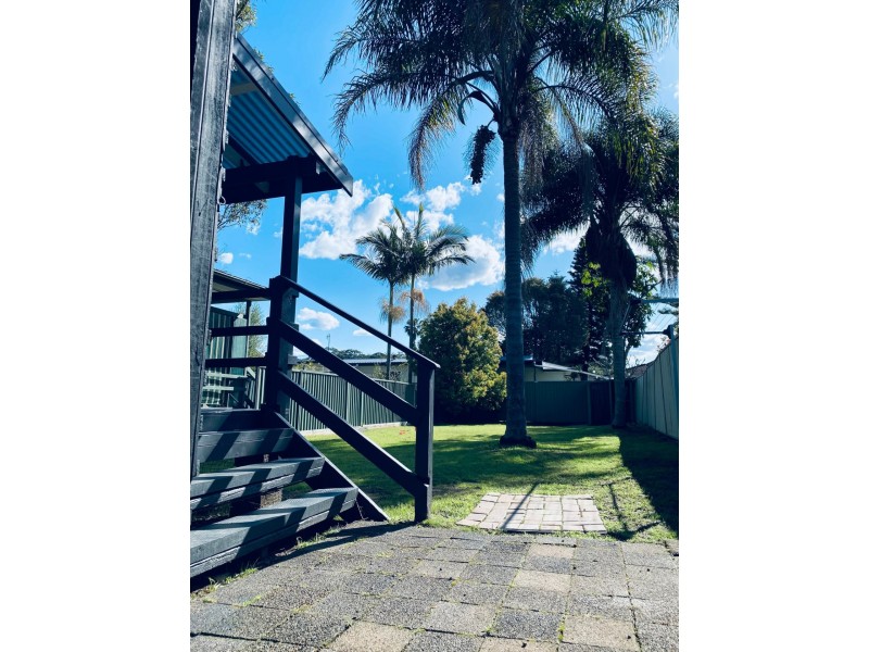 14 Echidna Street, Berkeley Vale NSW 2261