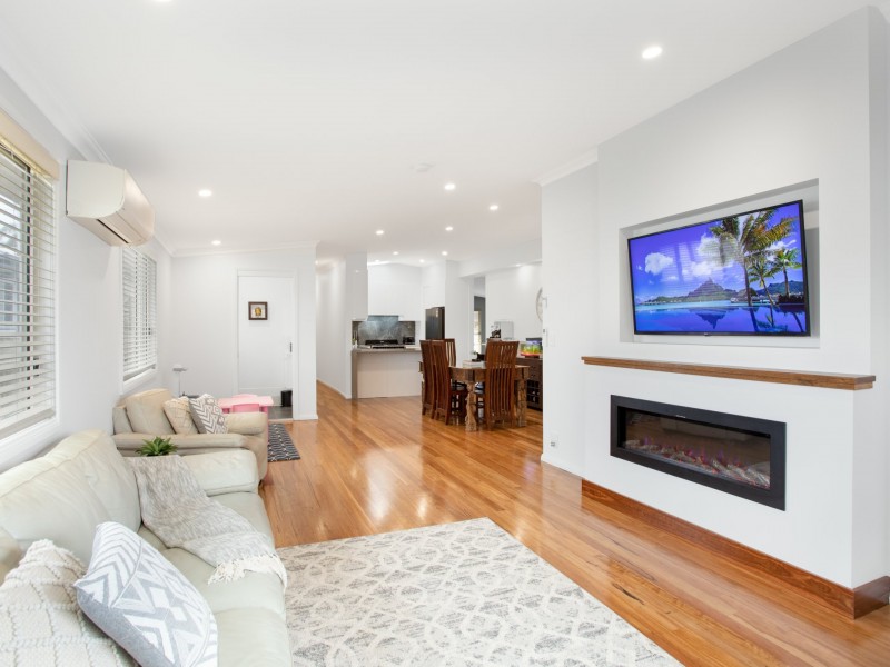 12 Robertson Road, Killarney Vale NSW 2261