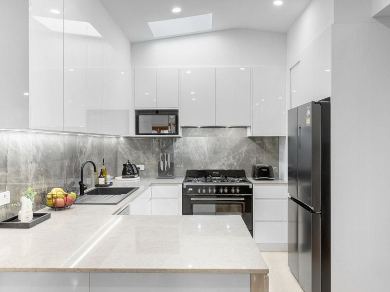 12 Robertson Road, Killarney Vale NSW 2261
