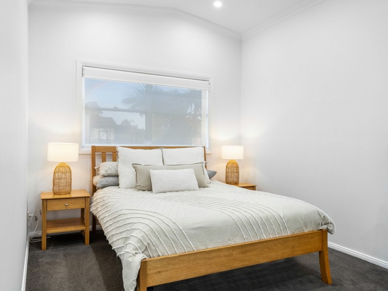 12 Robertson Road, Killarney Vale NSW 2261