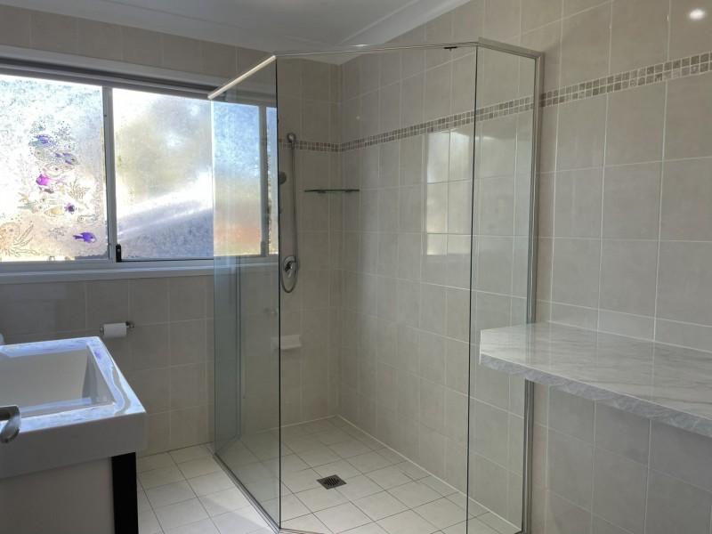 15 Lucinda Avenue, Killarney Vale NSW 2261