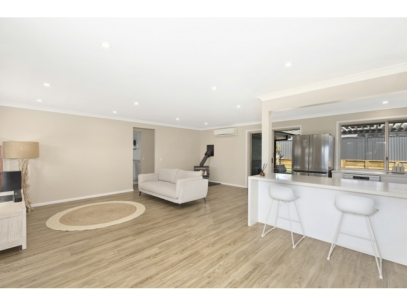 27 Bottlebrush Drive, Glenning Valley NSW 2261