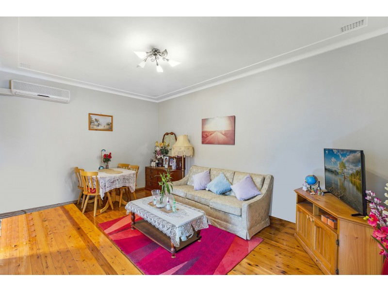 1/193 Albany Street, Point Frederick NSW 2250