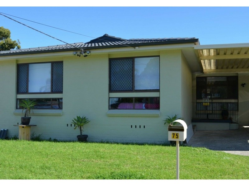 75 Brooke Avenue, Killarney Vale NSW 2261
