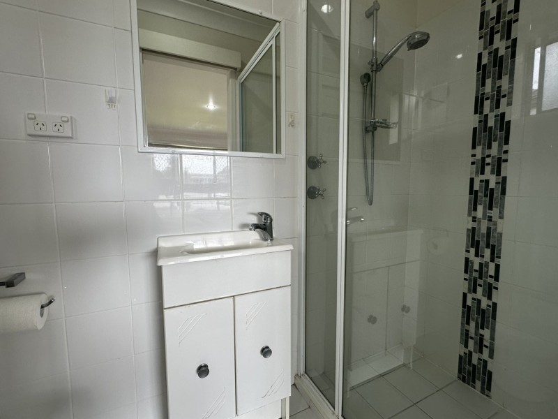 75 Brooke Avenue, Killarney Vale NSW 2261