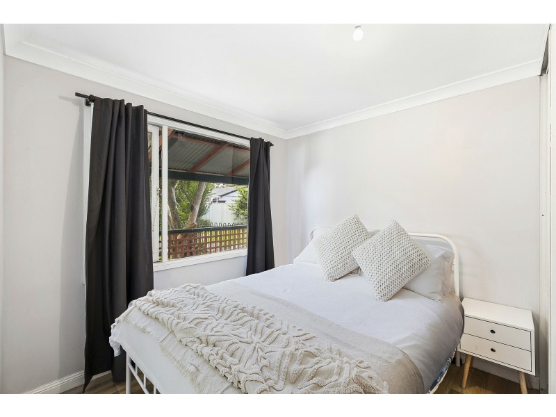 10 Brenda Cresent, Tumbi Umbi NSW 2261