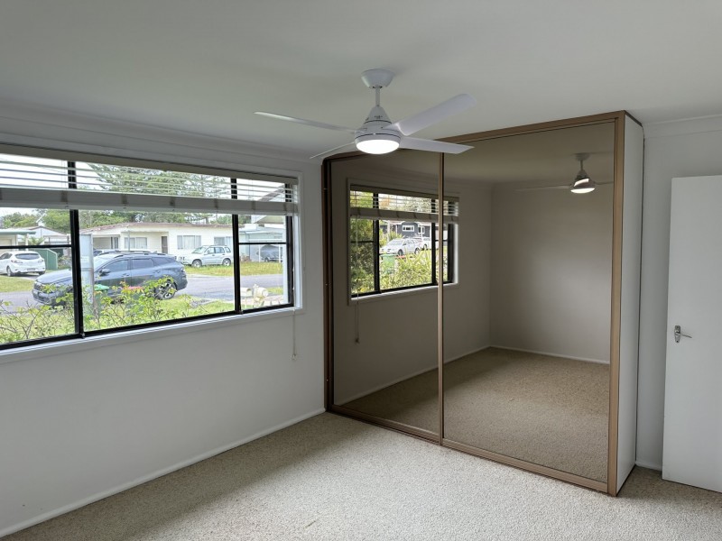 8 Cook Road, Killarney Vale NSW 2261