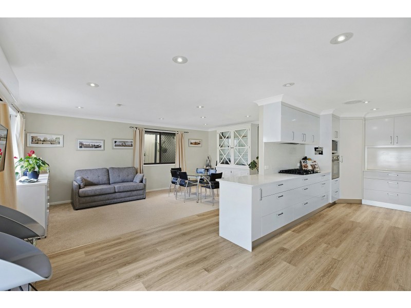 1 Castle Close, Killarney Vale NSW 2261