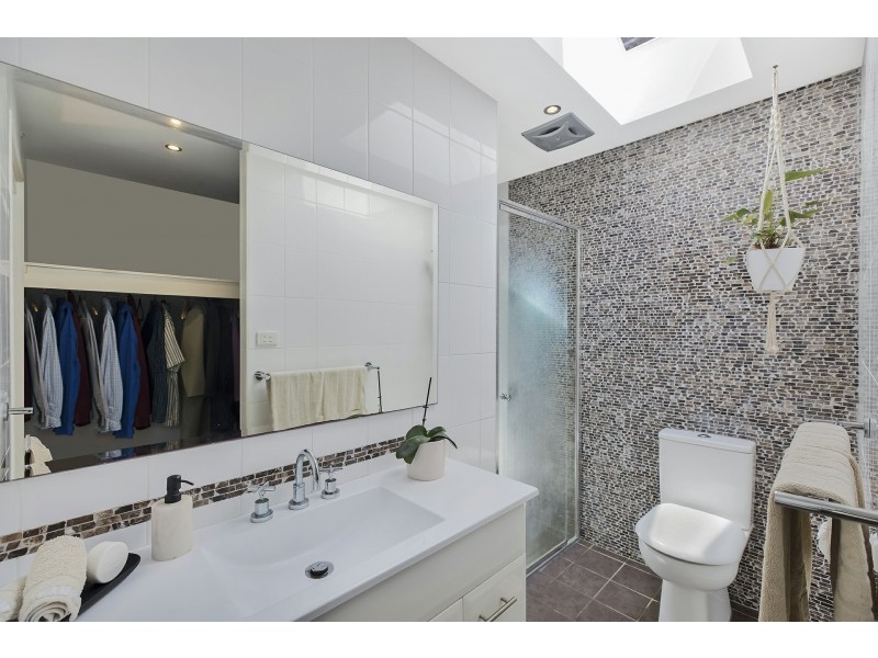 2 Bellambi Place, Glenning Valley NSW 2261