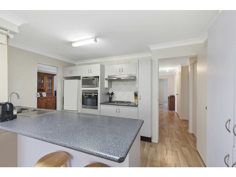12 The Avenue, Tumbi Umbi NSW 2261