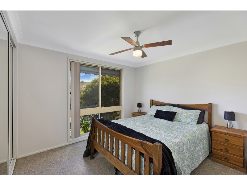 12 The Avenue, Tumbi Umbi NSW 2261
