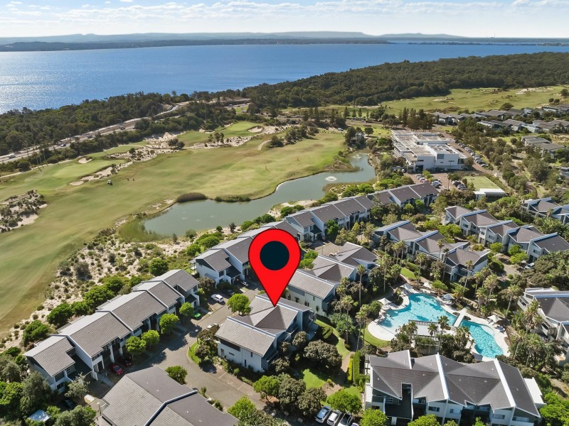 404/3 Turnberry Avenue, Magenta NSW 2261