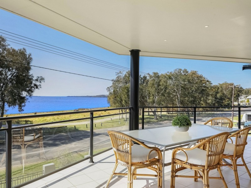 13 Lucinda Ave, Killarney Vale NSW 2261