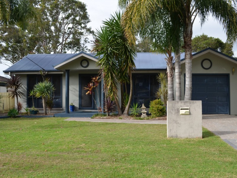 26 Blenheim Avenue, Berkeley Vale NSW 2261