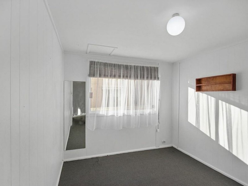 28 Trelawney Street, Killarney Vale NSW 2261