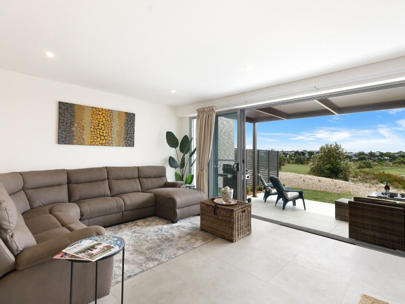 76 White Haven Avenue, Magenta NSW 2261